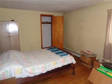 8367 Rextown Rd, Slatington, PA 18080 - photo 6