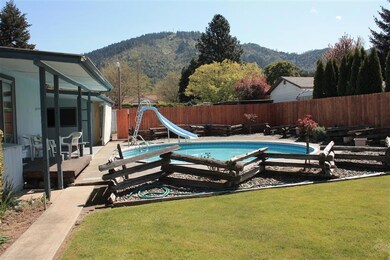 1470 Ben Aire Cir, Grants Pass, OR 97527 - photo 3