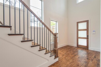 5821 Kenwood Ave, Dallas, TX 75206 - photo 2