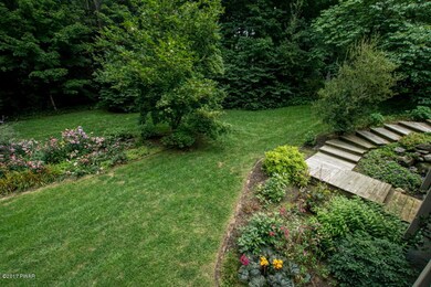 115 Millcreek Ct, Milford, PA 18337 - photo 6