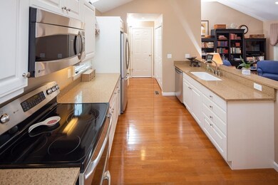 16 Abigails Path unit 16, Plymouth, MA 02360 - photo 6