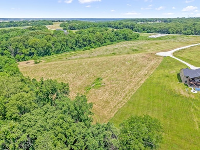 15000 Meriwether Ct, Boonville, MO 65233 - photo 7