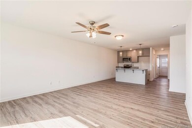 858 Wolf Run Park Blvd, Jeffersonville, IN 47130 - photo 3