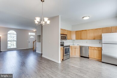 15665 Viewpoint Cir, Dumfries, VA 22025 - photo 5