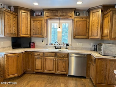 Kitchen 1