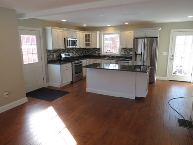 872 Portland St, Rochester, NH 03868 - photo 2