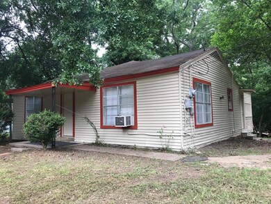 222 Muckleroy St, Nacogdoches, TX 75961 - photo 2