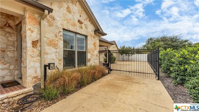 2277 Gruene Lake Dr, New Braunfels, TX 78130 - photo 5