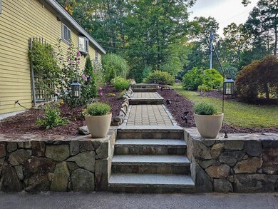 29 Maple Ave, Newton, NH 03858 - photo 6