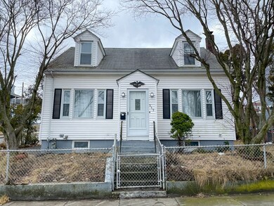 335 Tecumseh St, Fall River, MA 02721 - photo 2