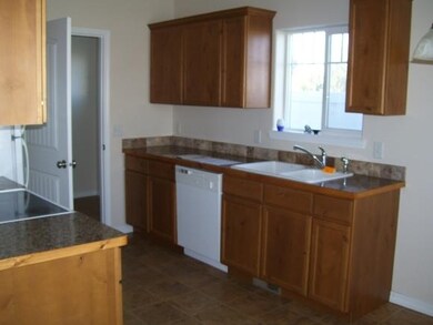 2625 Miller Ave, Burley, ID 83318 - photo 2