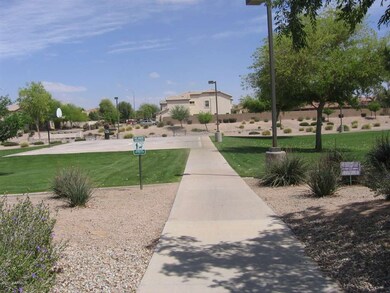 PARK / BASKETBALL COURT / TOT LOT