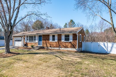 15 Richard Rd, Hudson, MA 01749 - photo 2