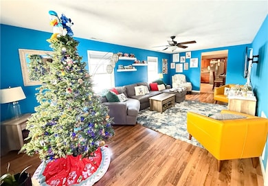 310 Dale St, Rossville, IL 60963 - photo 5