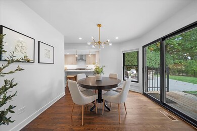 4072 Bunker Ln, Wilmette, IL 60091 - photo 7