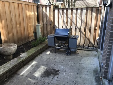 2729 N Greenview Ave unit B, Chicago, IL 60614 - photo 2