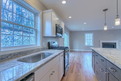 1646 Mammoth Rd, Dracut, MA 01826 - photo 6