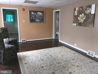 511 N Black Horse Pike, Runnemede, NJ 08078 - photo 3
