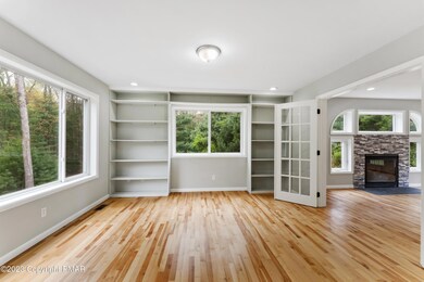 1220 Sherwood Forest Rd, Stroudsburg, PA 18360 - photo 3