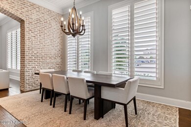 202 Biltmore Way-7