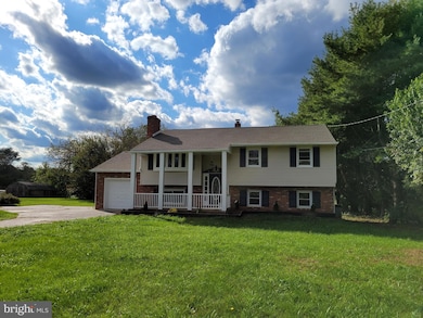 219 Vineyard Rd, Atco, NJ 08004 - photo 3