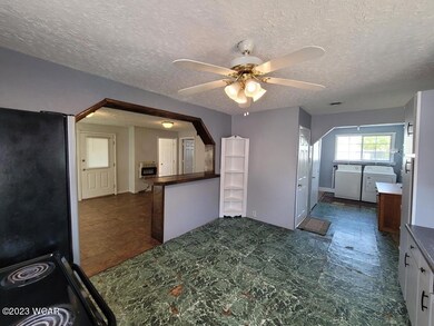 410 Gilmore St, Kenton, OH 43326 - photo 4