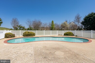 8021 Niagara Ct, Owings, MD 20736 - photo 6