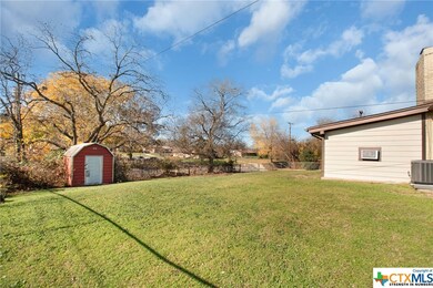 1802 Phyllis Dr, Copperas Cove, TX 76522 - photo 4