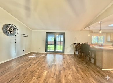 9 Juniper Cir, Rockland, MA 02370 - photo 2