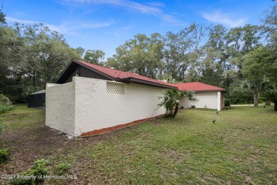 3 - 7668 SW 185th Cir