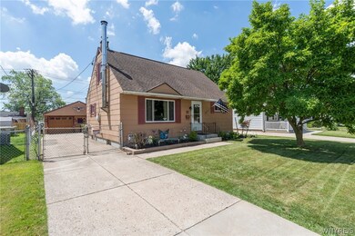 15 Harris Ct Driveway