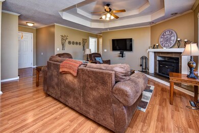 405 E Cherry-7