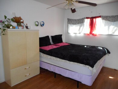 877 Derrer Rd unit 879, Columbus, OH 43204 - photo 6