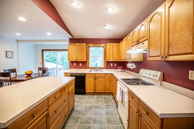 22 Alison Dr, Seabrook, NH 03874 - photo 7