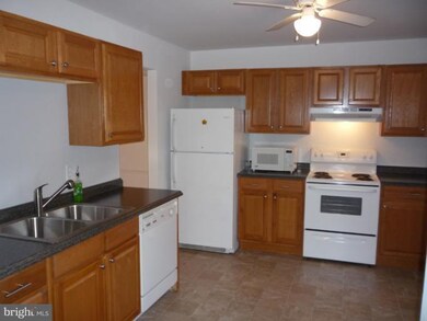 301 Elderwood Ct, Annapolis, MD 21409 - photo 2