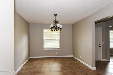 10644 Pinholster Rd, Jacksonville, FL 32218 - photo 5