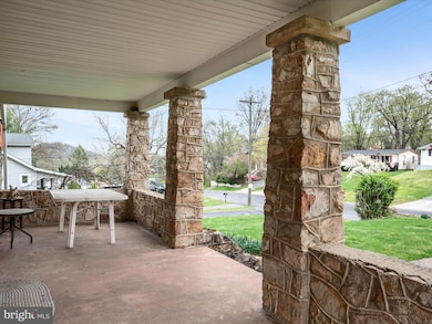 1714 N Royal Ave, Front Royal, VA 22630 - photo 7