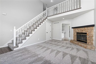 14927 Riggs St, Overland Park, KS 66223 - photo 6