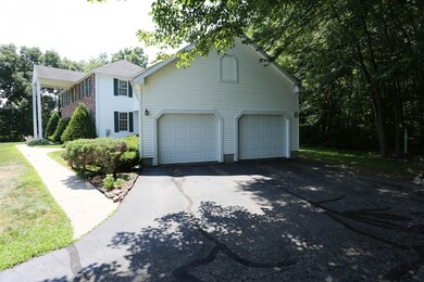 17 San Souci Dr, South Hadley, MA 01075 - photo 5