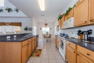 169 Moorgate Dr, Davenport, FL 33897 - photo 6