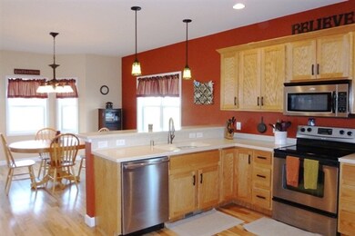 2868 Larkspur Ln, Fitchburg, WI 53711 - photo 3