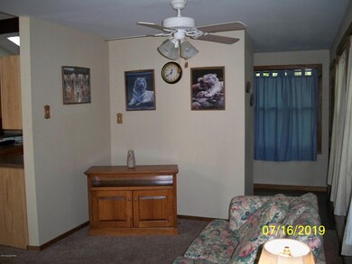 548 Adie Dr, Effort, PA 18330 - photo 6