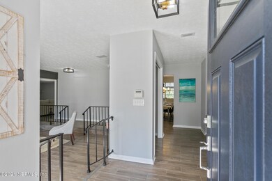 1066 Parkridge Cir W, Jacksonville, FL 32211 - photo 5