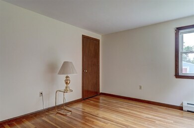 18 Hideaway Rd, Nashua, NH 03064 - photo 3