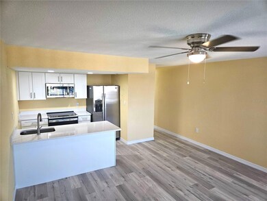 350 73rd Ave unit 4, Saint Pete Beach, FL 33706 - photo 5