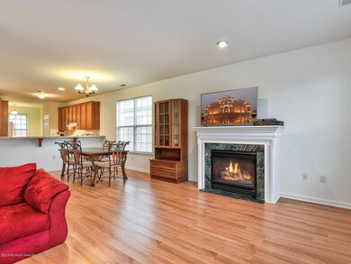 017_Living Room