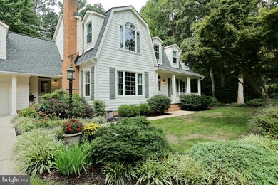 11565 Beacon Hill Ct, Swan Point, MD 20645 - photo 2