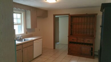 24 Juniper Ln unit 1, Framingham, MA 01701 - photo 3