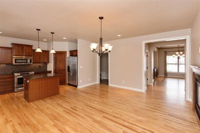 Kitchen & Dining Area