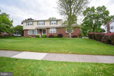 1363 Strathmann Dr, Southampton, PA 18966 - photo 4
